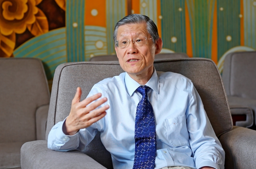 2025-2030医药数智化转型怎么干?突破“为转而转”困局