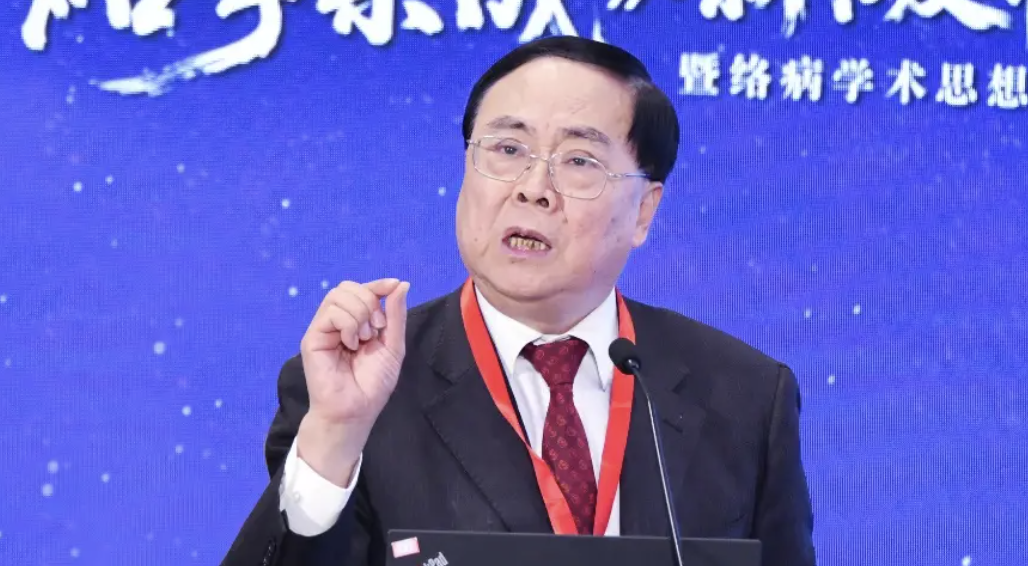 从“你这东西有啥用?”到“我们的心都跳起来了!”……面对中药“通心络”,一群西医专家为何从疑到信?
